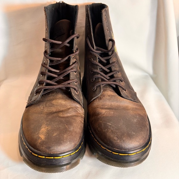 *RARE* DR MARTENS Sz 9 Tattoo Decals Combs Leather Combat Style Boots - Picture 2 of 15